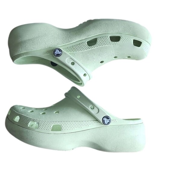 Crocs Classic Platform Clogs Lime Green Sz 10 Outdoor Beach Summer Festival - Picture 12 of 13